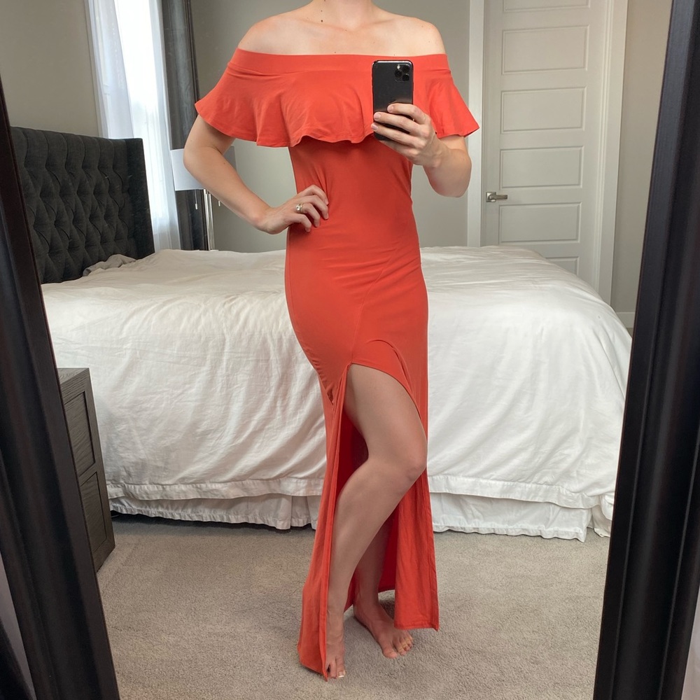 Strapless sundress with back detail and slit